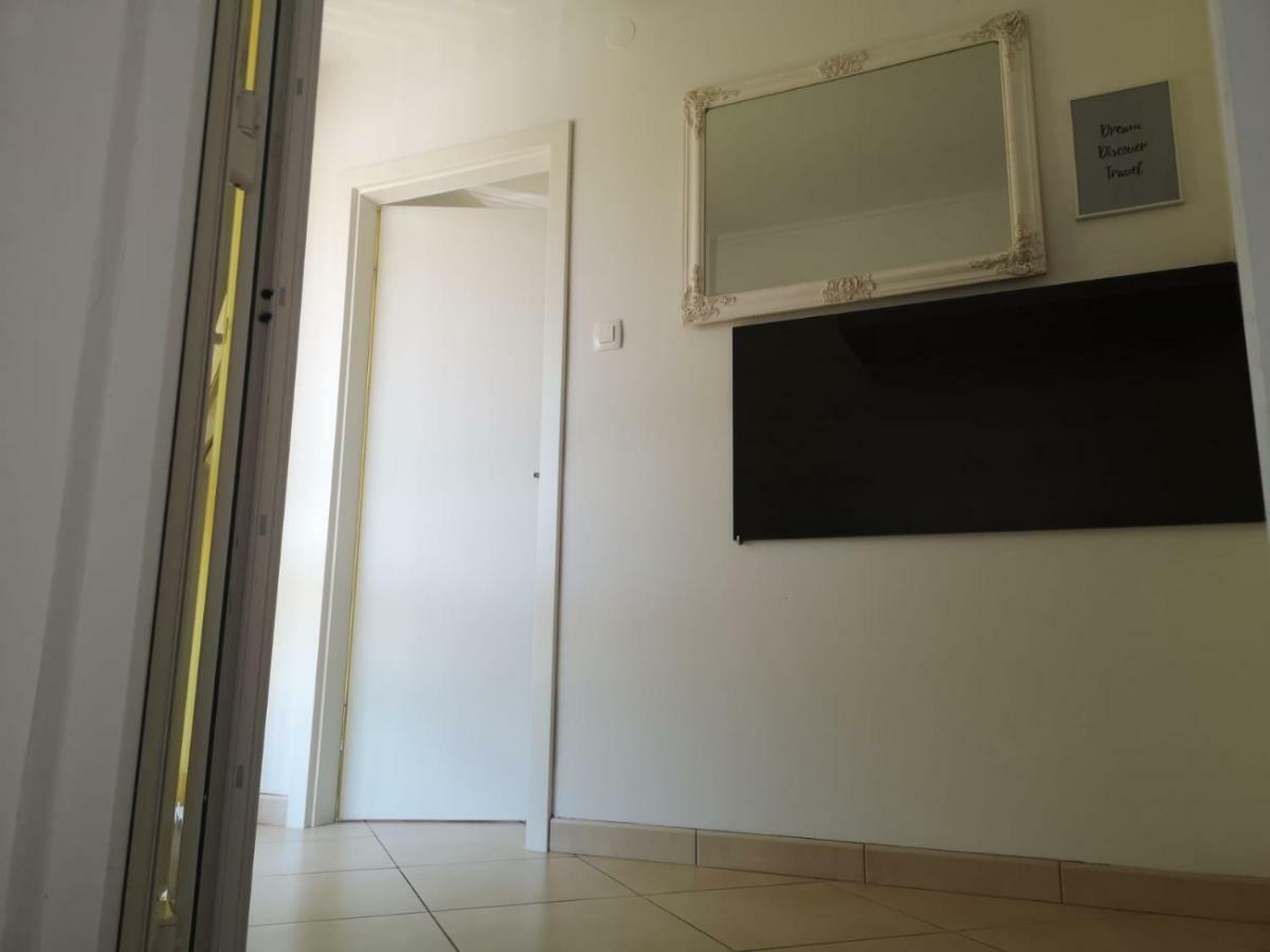 Odisey Apartment Postojna Ngoại thất bức ảnh